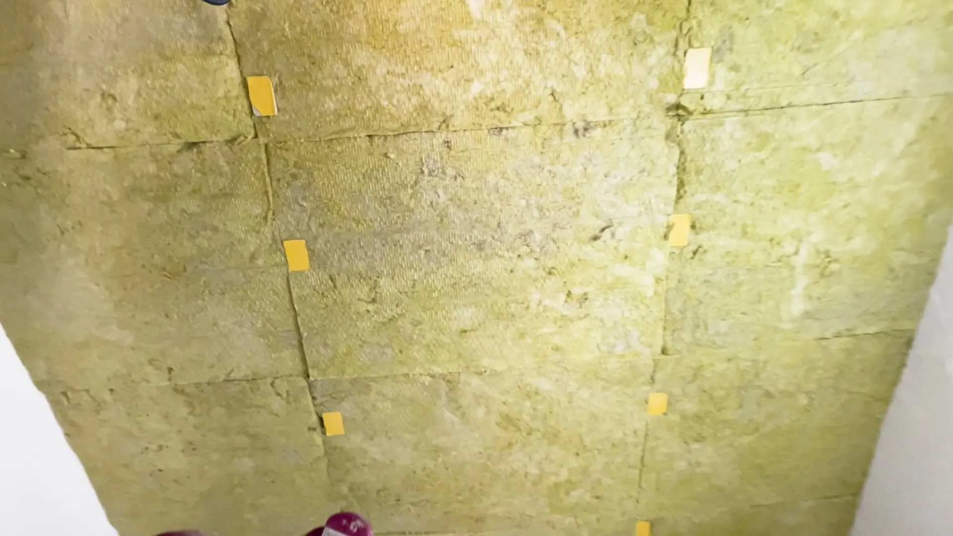 Spoje desek podkrokevní minerální izolace