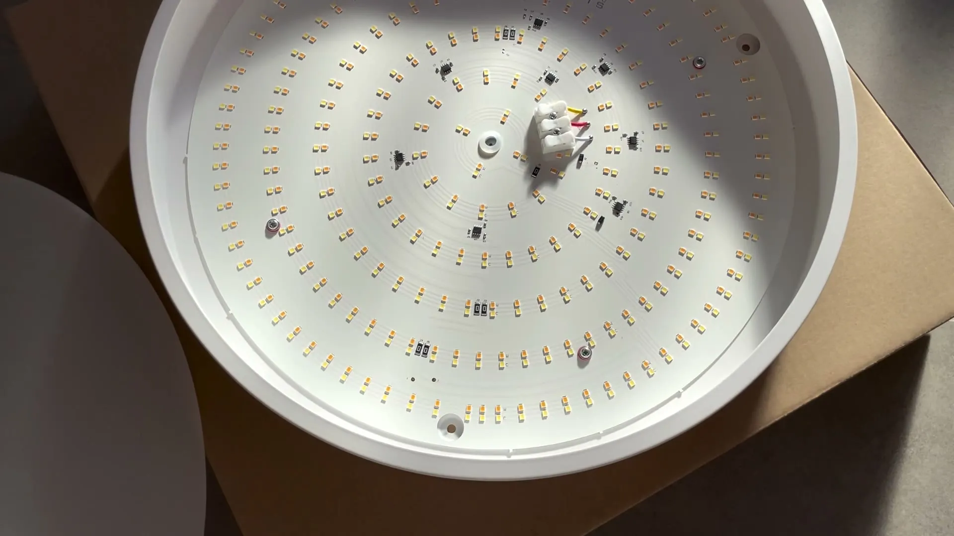 LED deska stropního svítidla D400